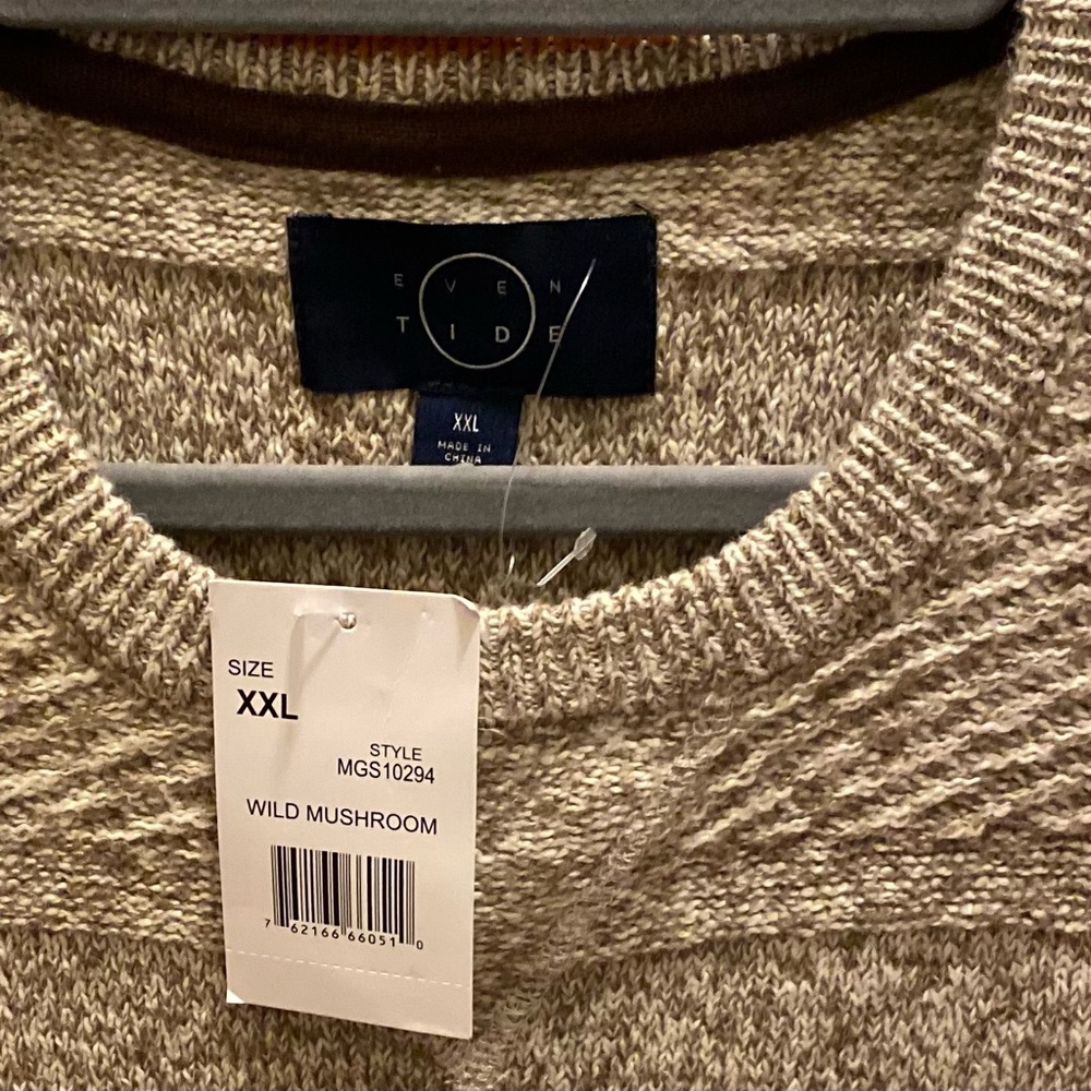 men's XXL crew neck sweater tan speckled cream from EVEN TIDE.